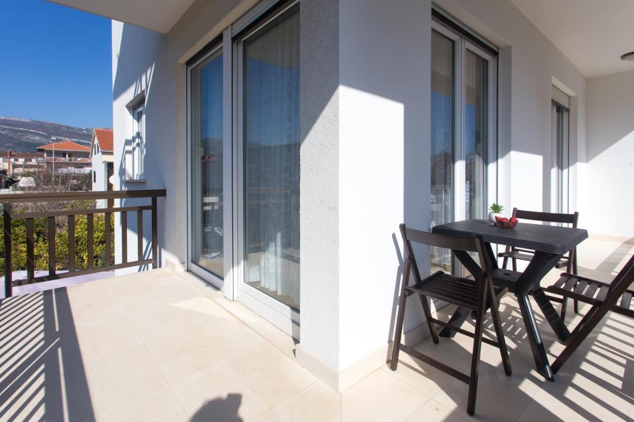 Apartments Villa Japeri Kastela Ngoại thất bức ảnh