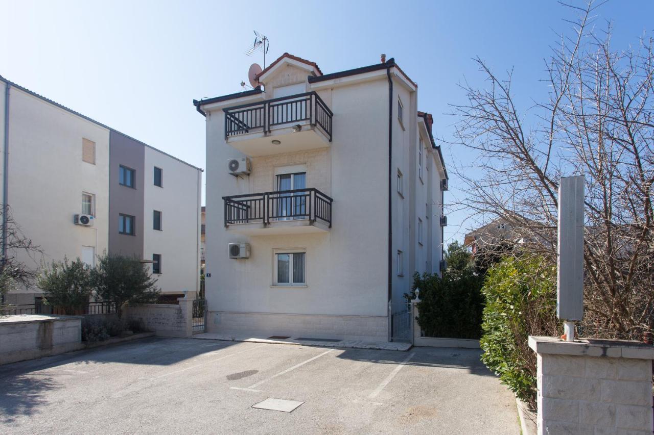 Apartments Villa Japeri Kastela Ngoại thất bức ảnh